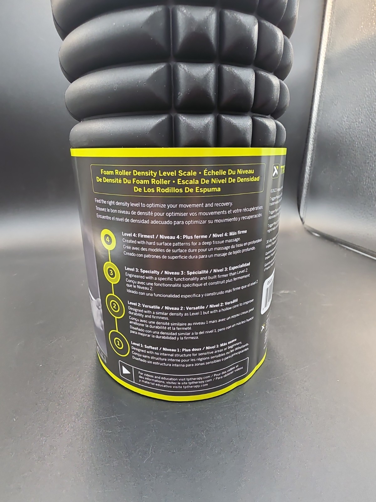 TRIGGERPOINT GRID 1.0 FOAM ROLLER BLACK/GREEN