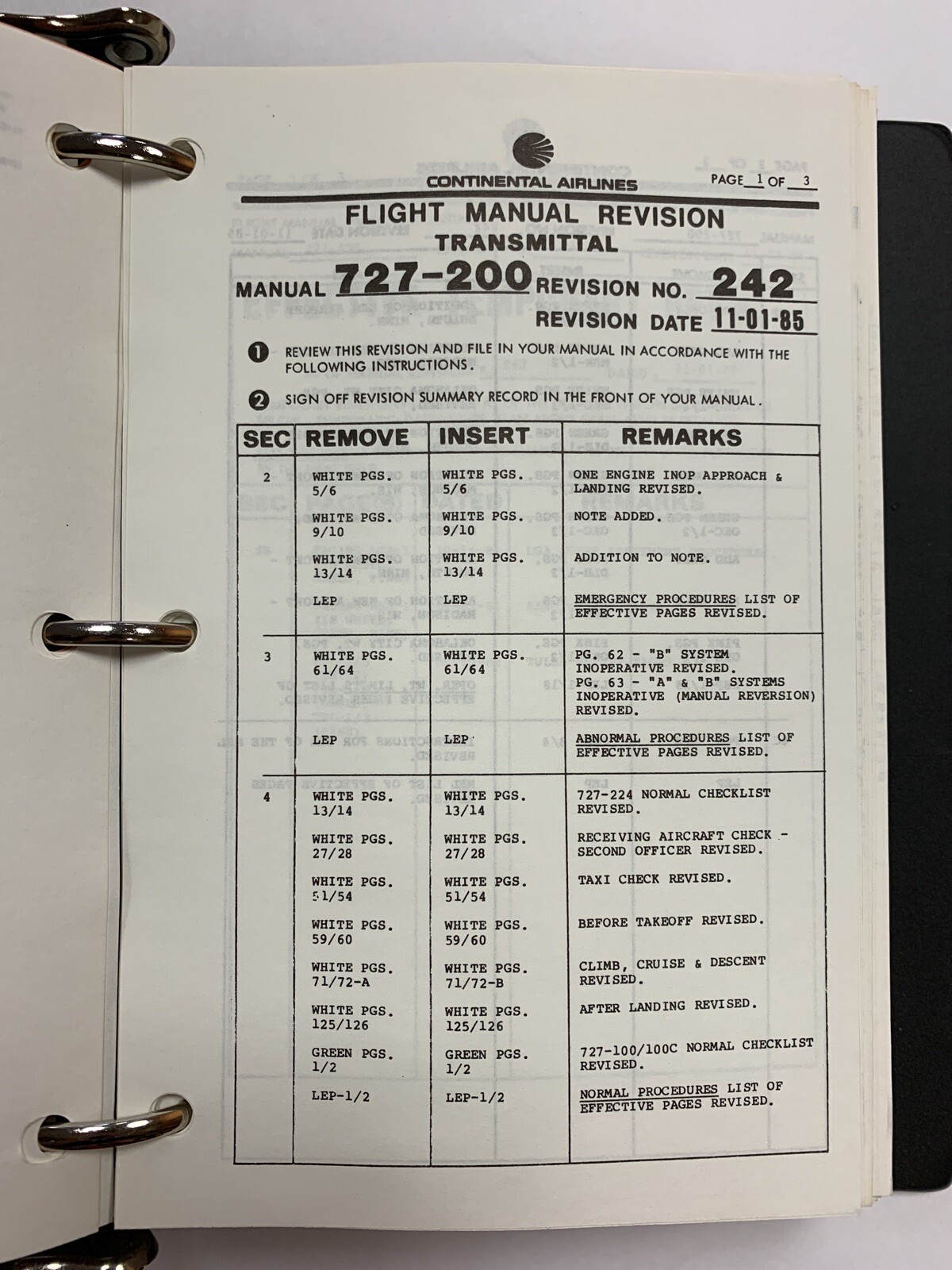 Continental 727 Flight Manual, 2 Volumes - Copy