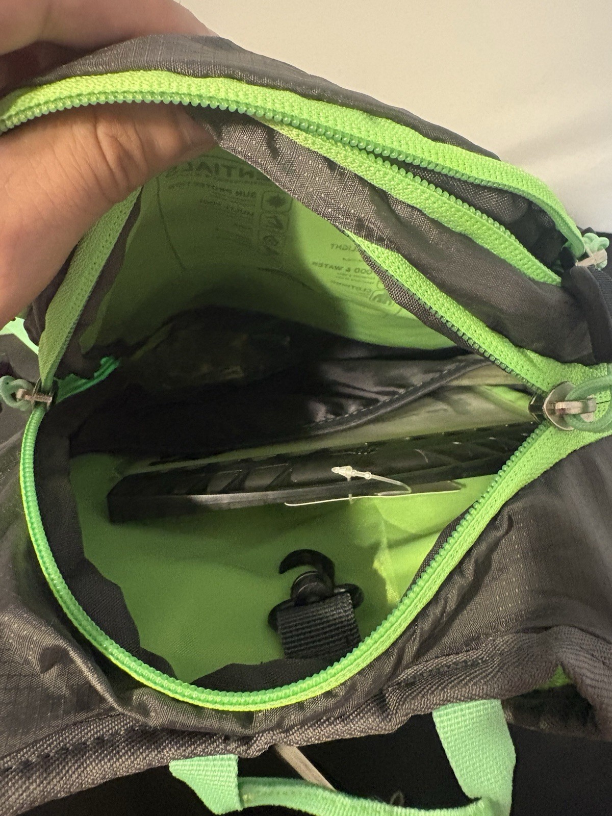 High Sierra HydraHike Hydration Backpack, Lightweight 2L