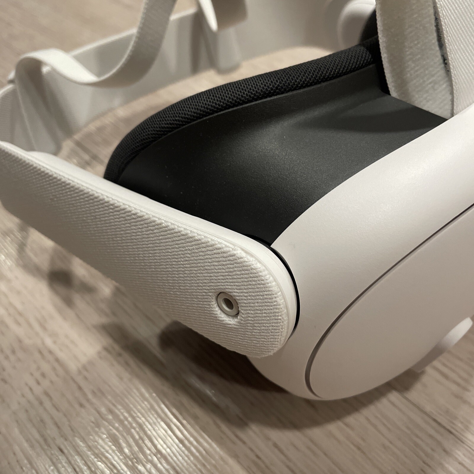 Meta Quest 3 128GB VR Headset ONLY - White
