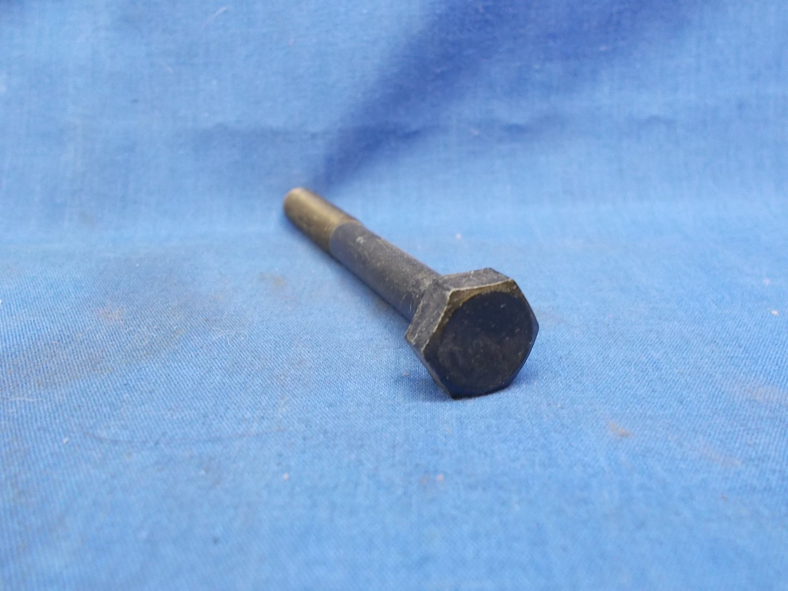 Yamaha 97306-08070. OEM 8mm Bolt. 8x70. Fits SL338/396 SS338/396 GP292F/433F.