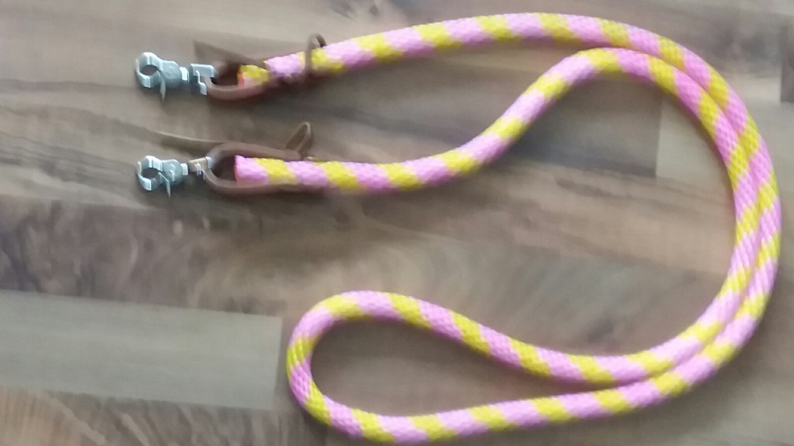 Hot PiNK/Yellow 86"Amish made HORSE POLY ROPING REINS W/ LEATHER LACES LOOP ENDS