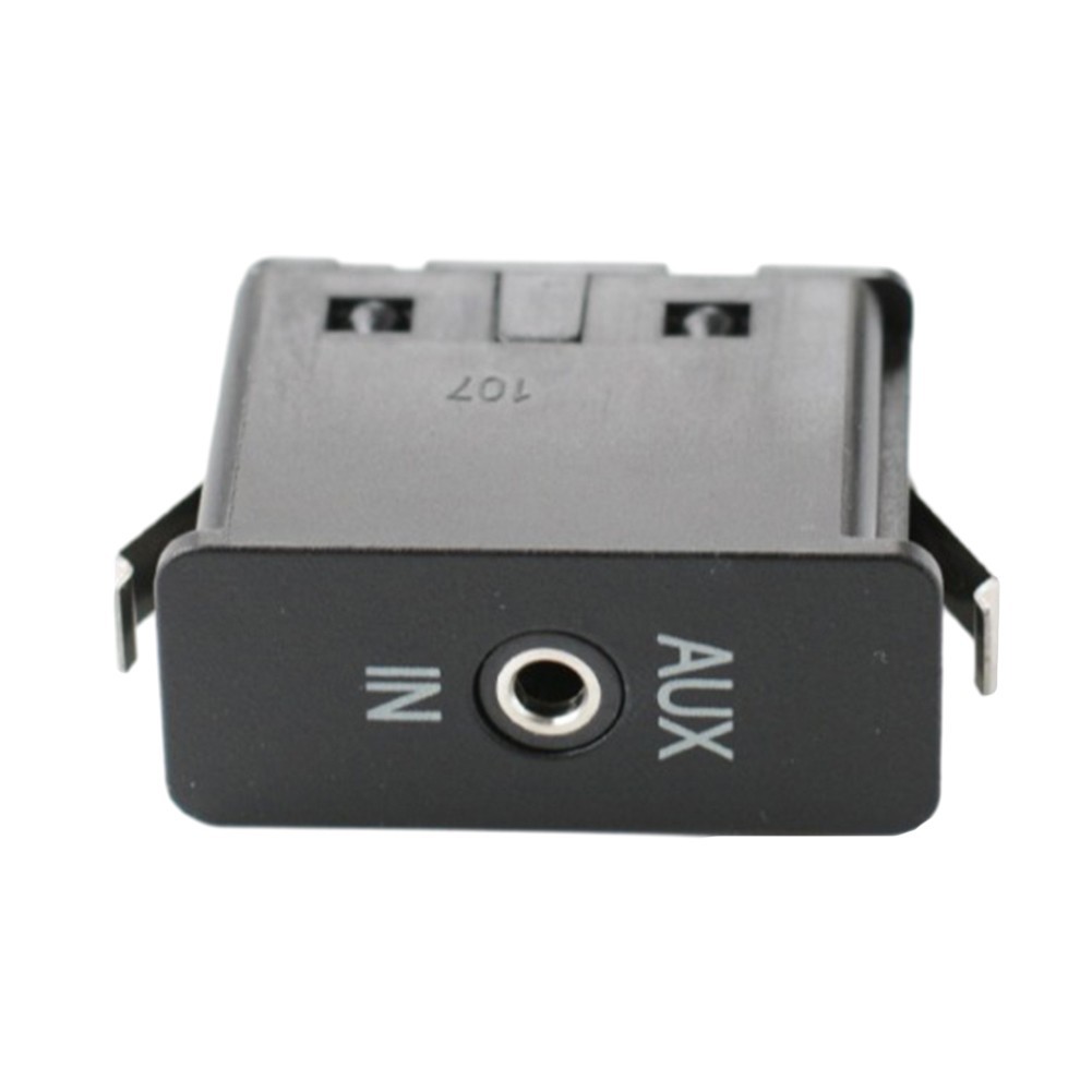 Quick and Easy to Use Audio Socket for BMW E60 E61 E81 E87 E90 X3 X5 SERIES