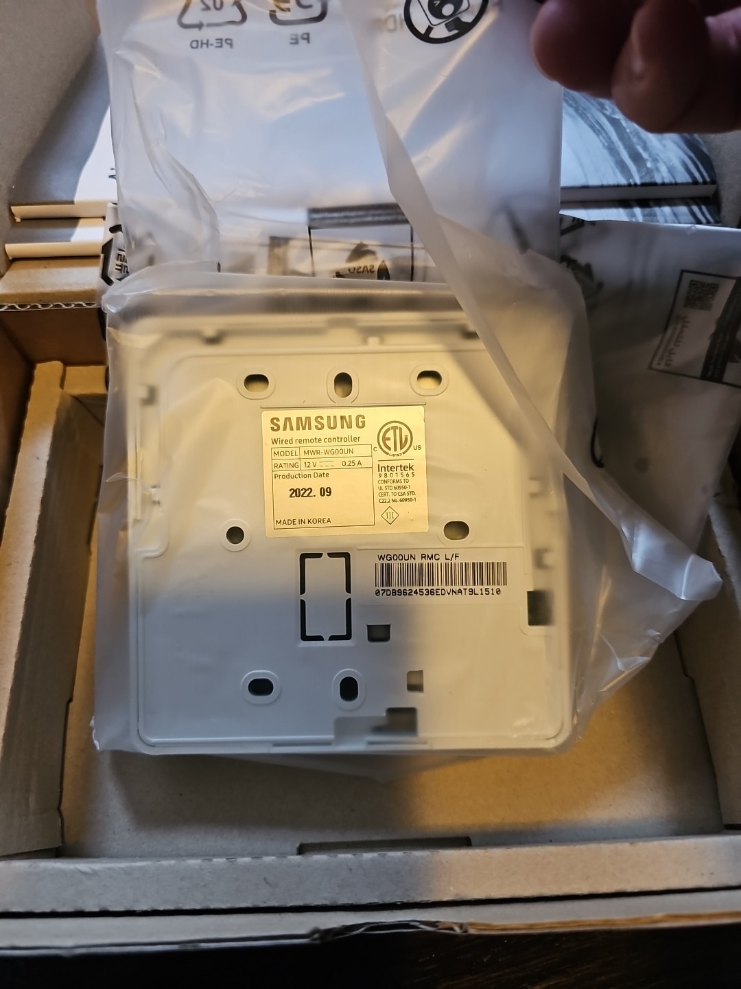 NEW Samsung MWR-WG00UN Thermostat Advanced Wired Remote Controller