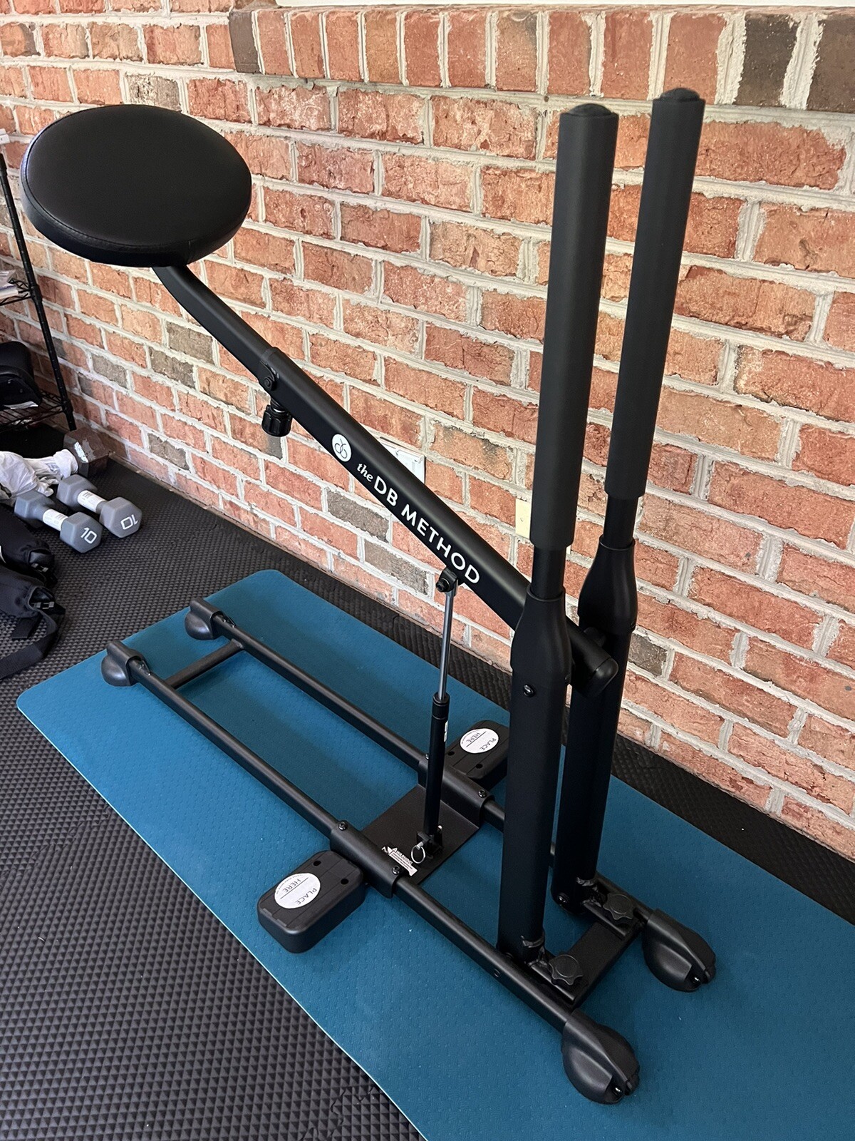 The DB Method Squat Workout/Exercise Machine