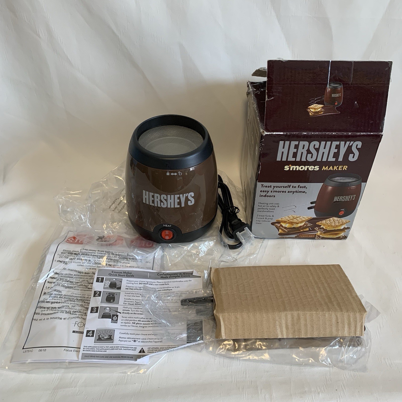 Hersheys Smores Maker New Open Box