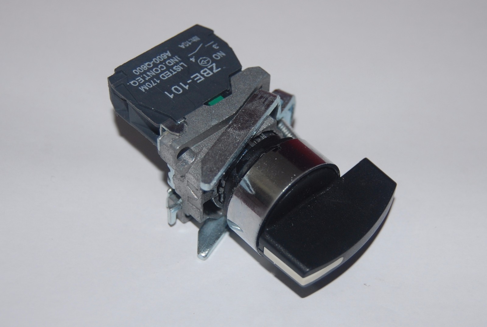 1PC 22mm Long Handle Selector switch 2 Position Fits XB4BJ41 1N/O Momentary