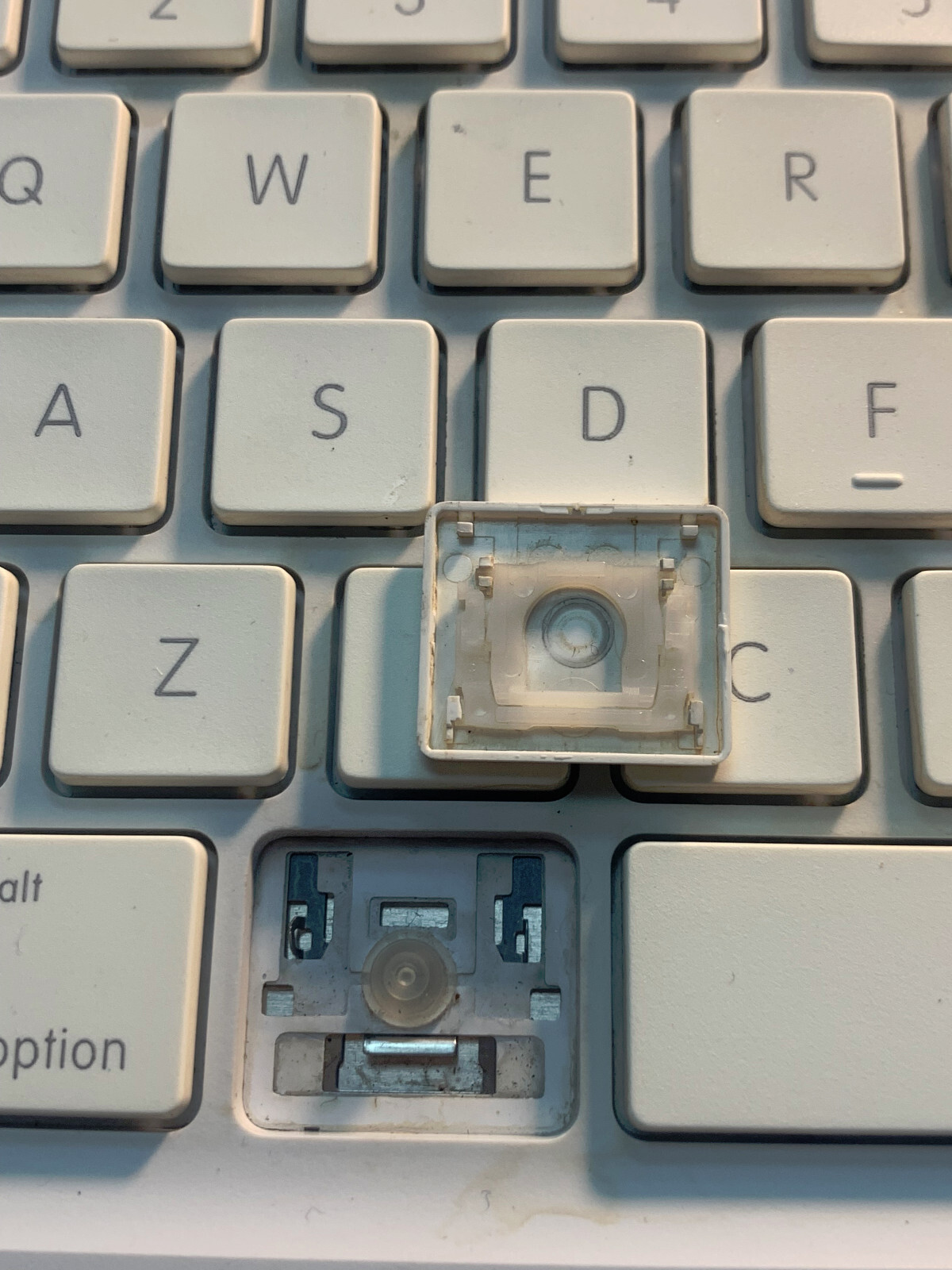 🔑ORIGINAL Apple MACBOOK A1181 2008 Replacement Keys with HINGE Clips *WHITE*
