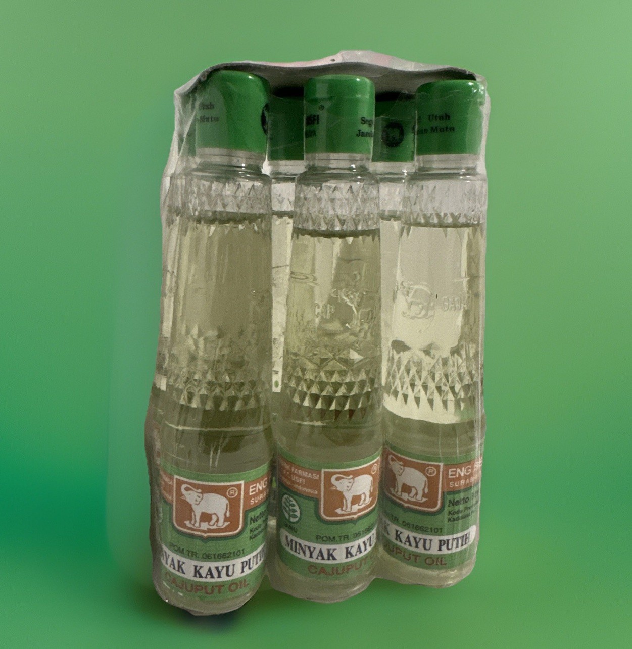 Minyak Kayu Putih Cap Gajah Cajuput Oil Elephant Brand (60ml Each) 3 Bottles