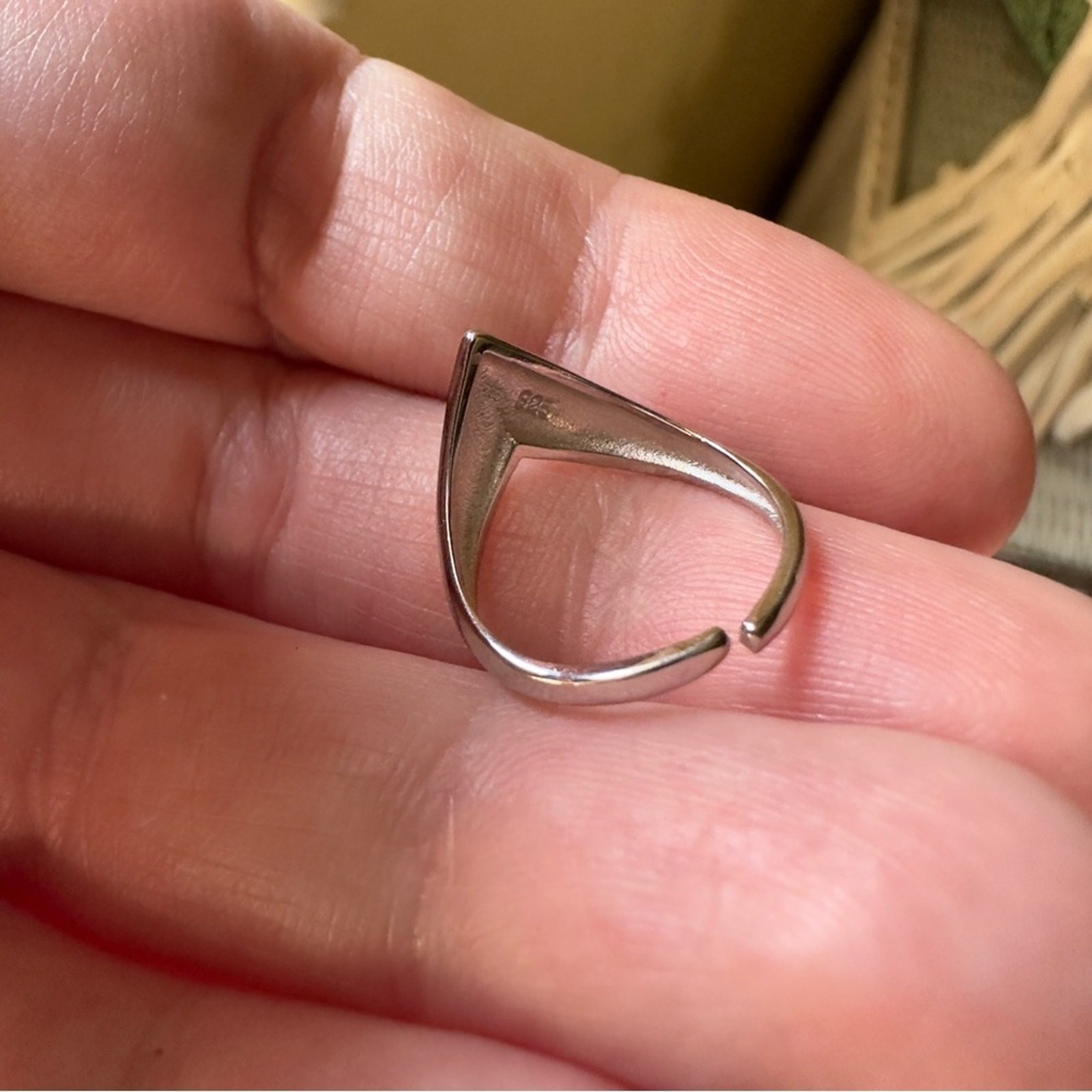 V Shaped Sterling Silver Toe Ring
