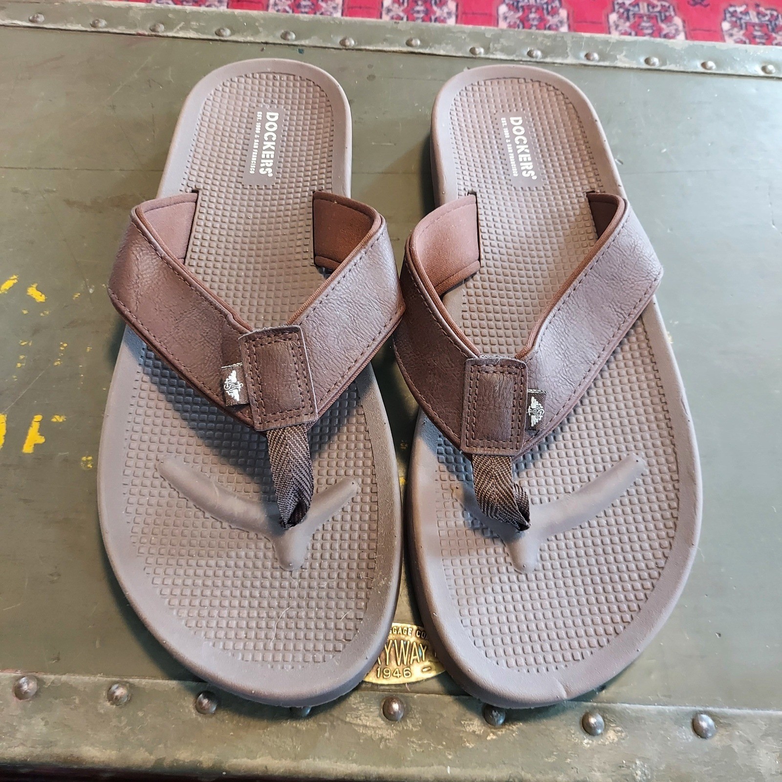 Dockers Mens Flip Flops Brown FMS6962ADK Thong Sandals XXL 13-14