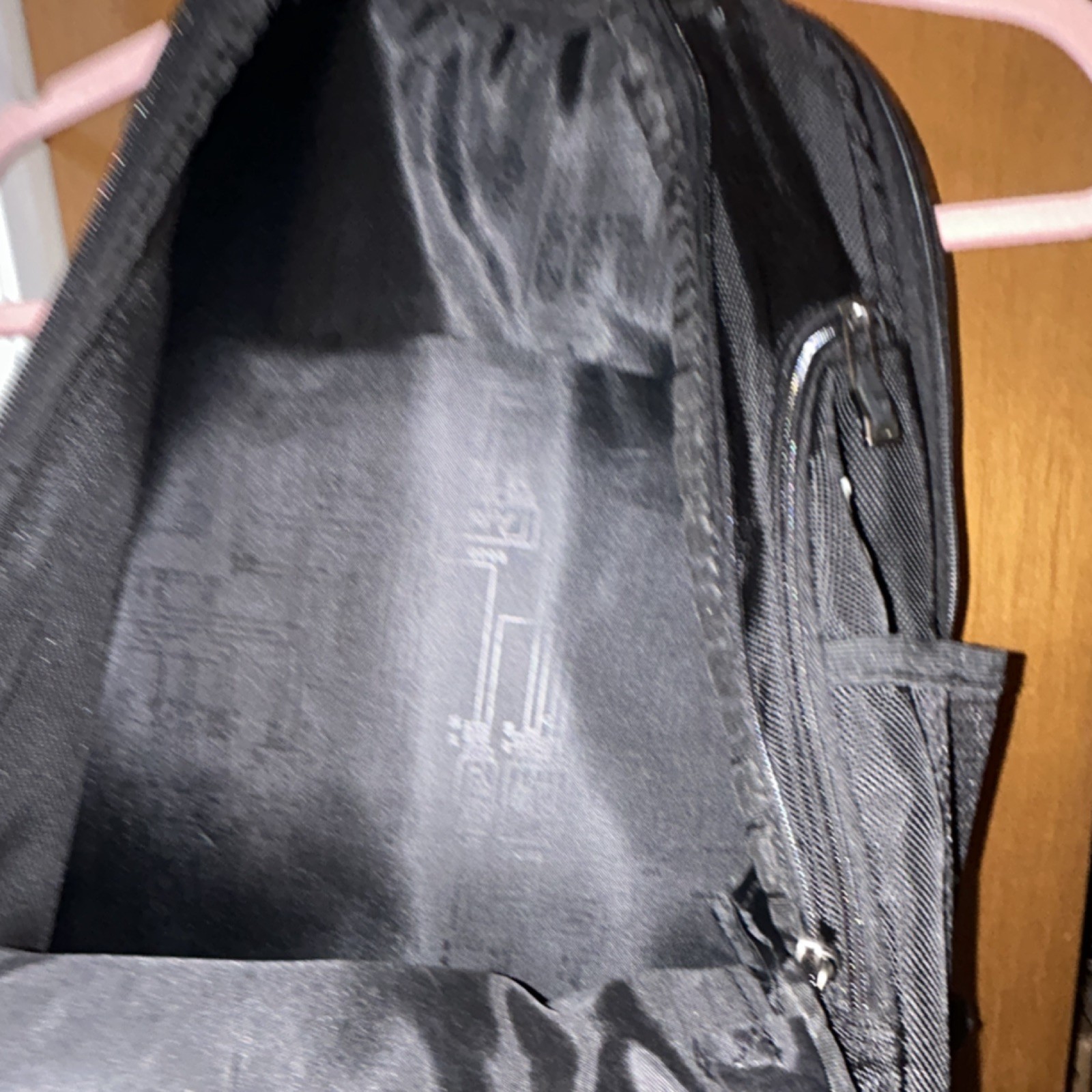 OGIO ATS Black Hiking Backpack Zip Closure Airflow System Multi-Compartment