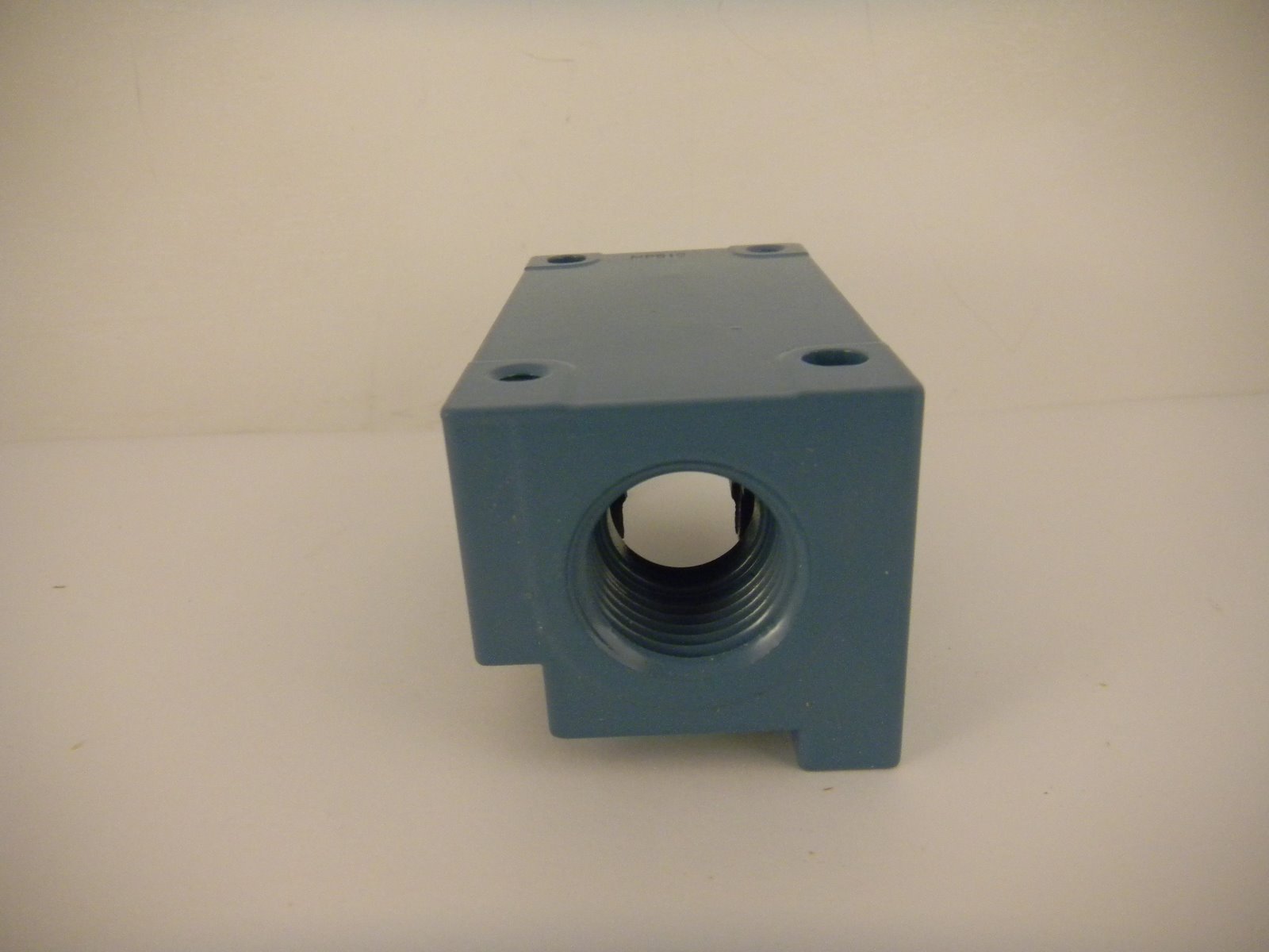MICRO SWITCH BASE MPB10 *NEW SURPLUS IN BOX*