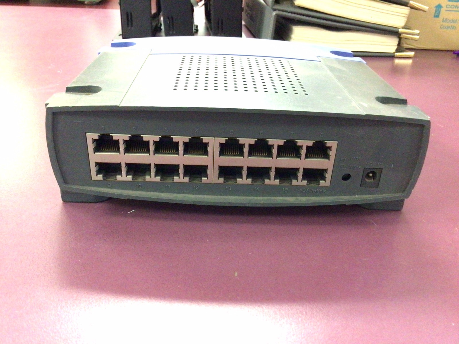 Linksys EtherFast 10/100 (Model EZXS16W) 16-Ports External Workgroup Switch