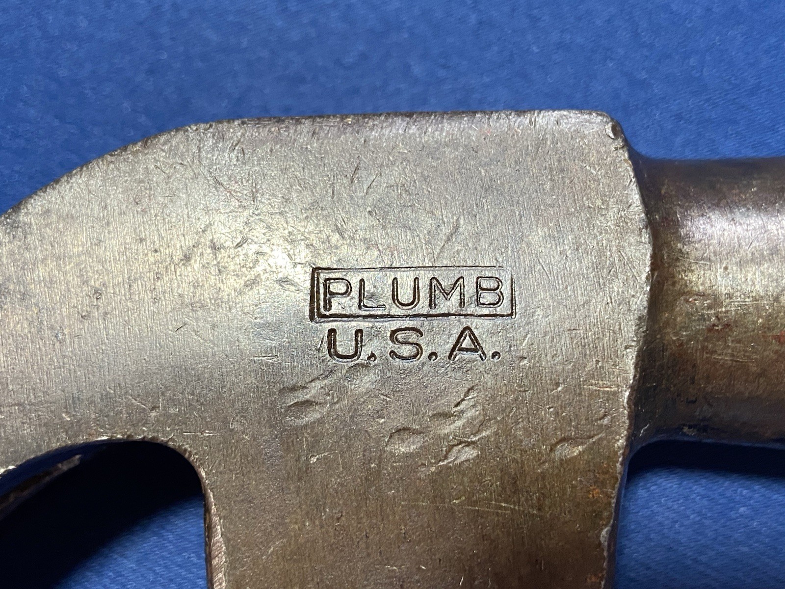 PLUMB USA Curved Claw Hammer