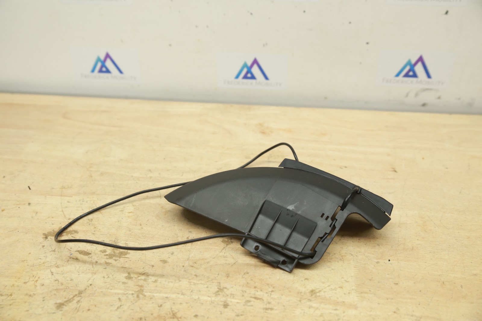 Quantum LEFT LED Fender Light DGN153020 for Edge 3 & Q6 2.0 Power Chairs