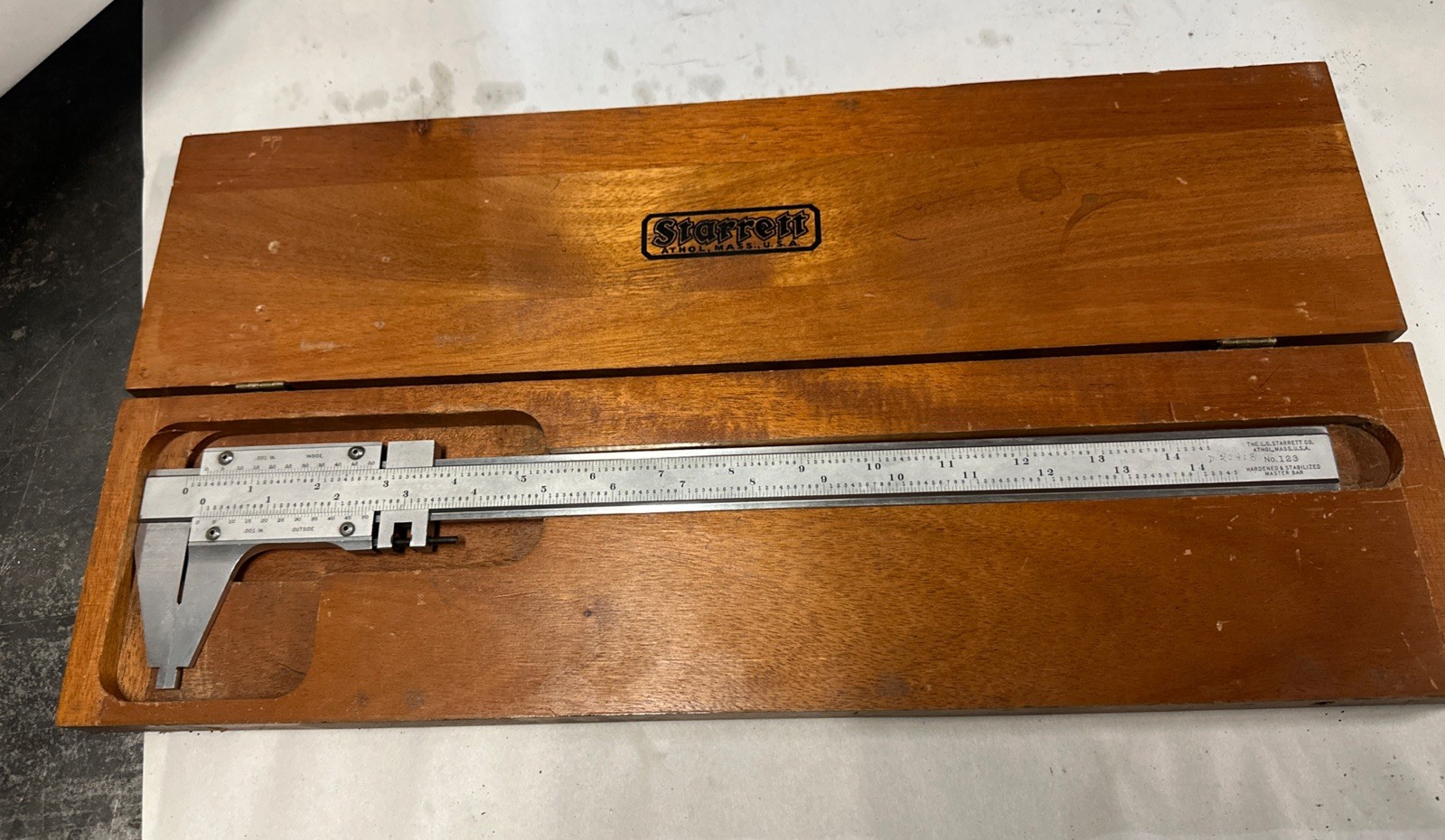 Starrett No.123 Inside & Outside Vernier Caliper 14” Inspection Tool .001”  Grad