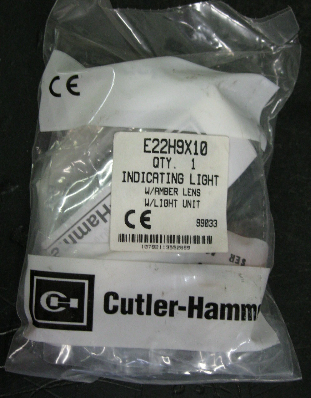 Cutler-Hammer E22H9X10 Indicating Light Amber W/ Light Unit