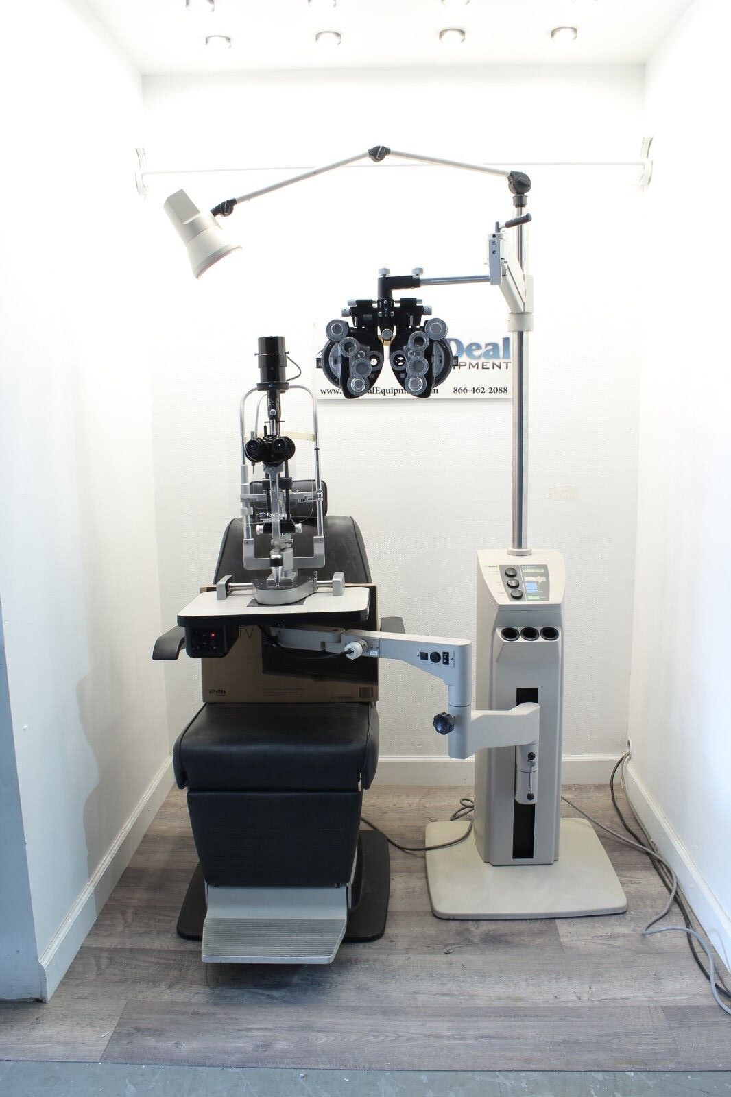 Marco Lane Package (Chair, Stand, Phoropter, Slit lamp, Acuity Chart