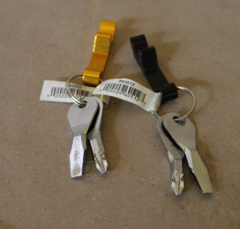 MAXCRAFT 60512 KEYCHAIN SCREWDRIVER / BOTTLE OPENER