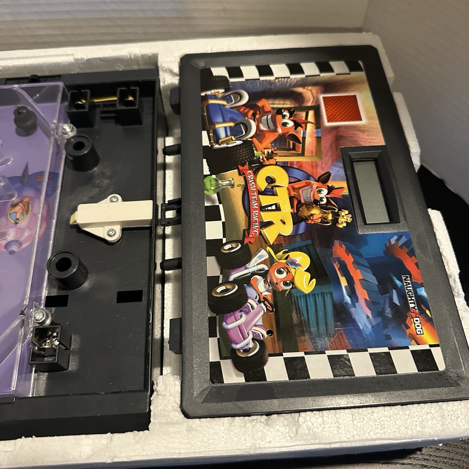 Vintage CTR Crash Bandicoot Team Racing Electronic Pinball Machine 1999