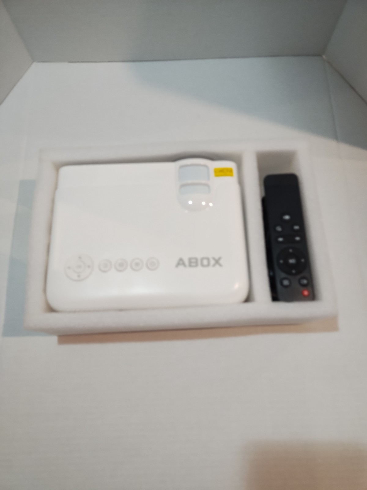 ABOX Wireless LCD Projector GC357 1080P