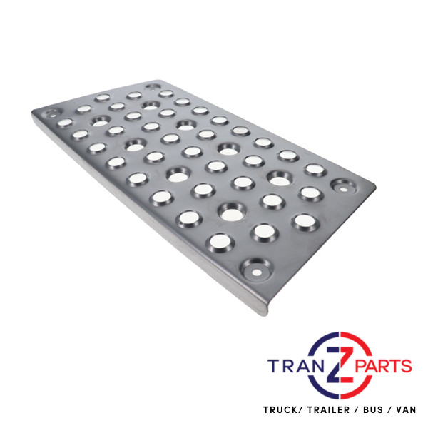 FITS MERCEDES ATEGO 1, ATEGO 2 TRUCK STEP TREAD STEP PLATE LH/RH