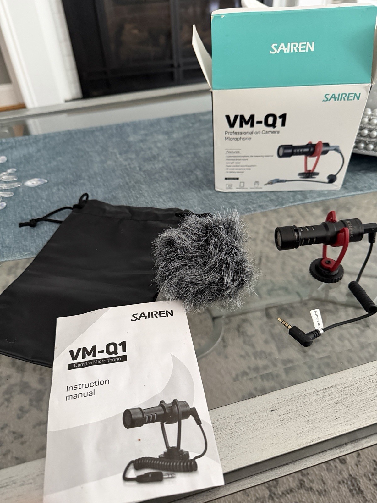 SAIREN VM-Q1 On-Camera Pro Smartphone Video Microphone for Vlogging  / Streaming