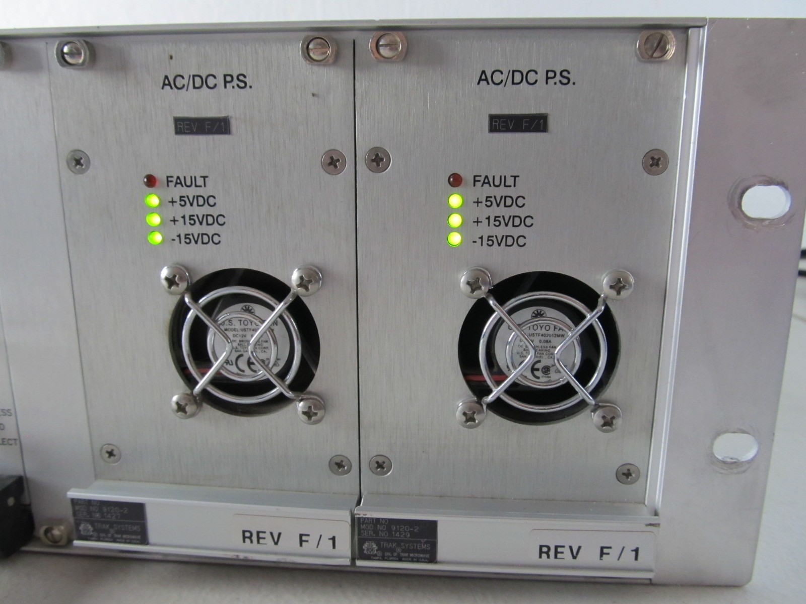 Trak Systems Model 9100-9 GPS Time Standard