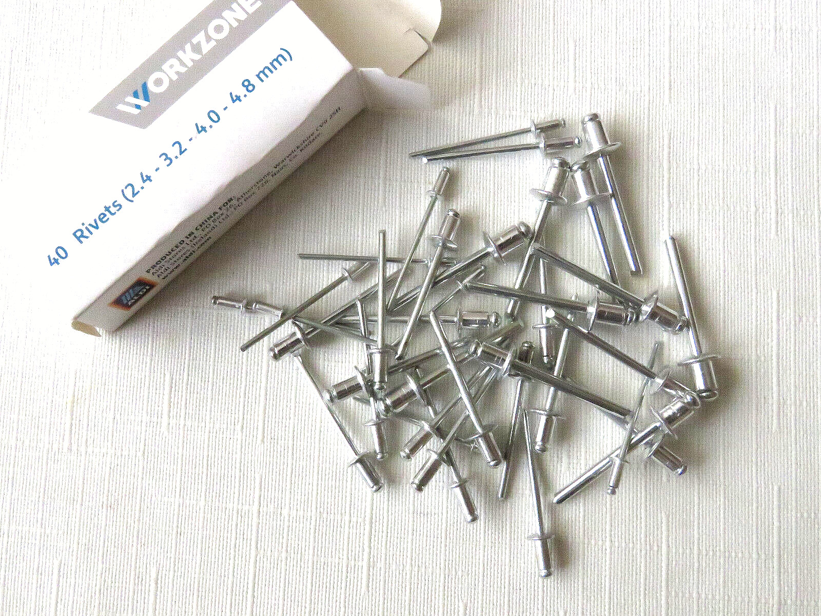 ALDI WORKZONE POP RIVET TOOL . ARROW RH 200 STYLE + ASSORTED RIVETS. NEW UNUSED.
