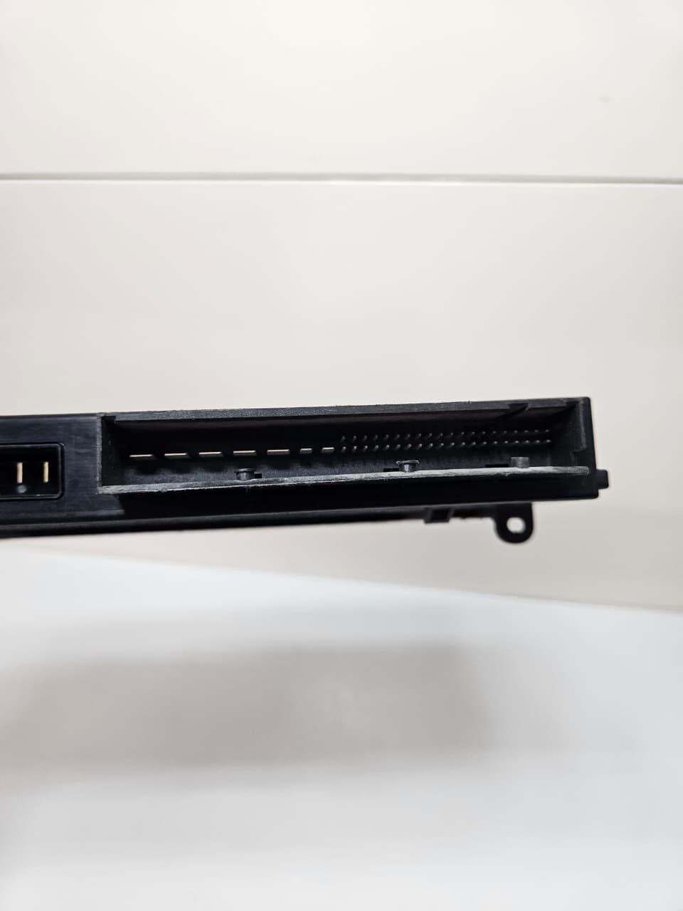 2005 BMW 330i E91 E92 Body Control Module H1 6983302 OEM