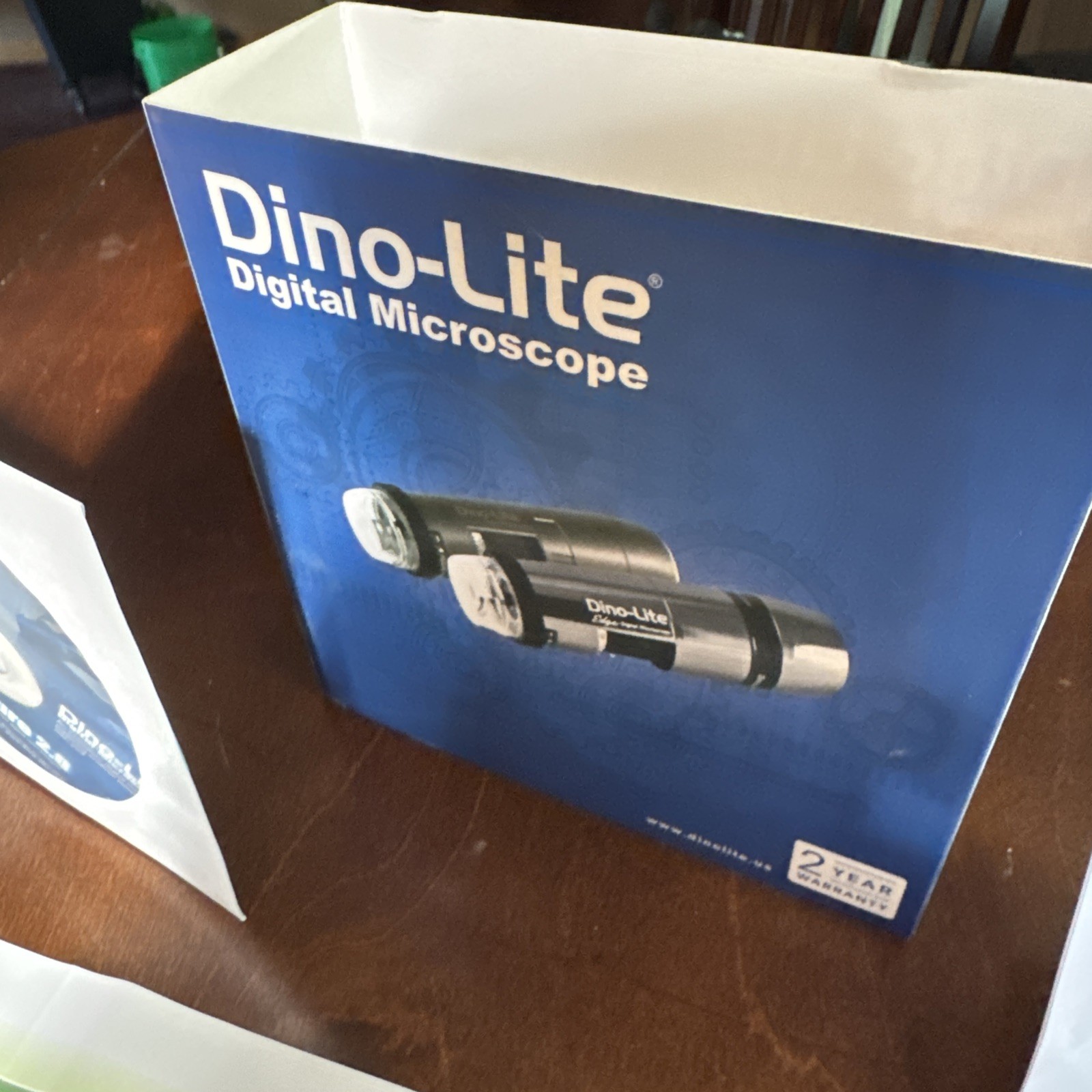 Dino-Lite Digital Microscope AM4111T (USB2.0) 1.3M 10x~200x Magnification. Touch