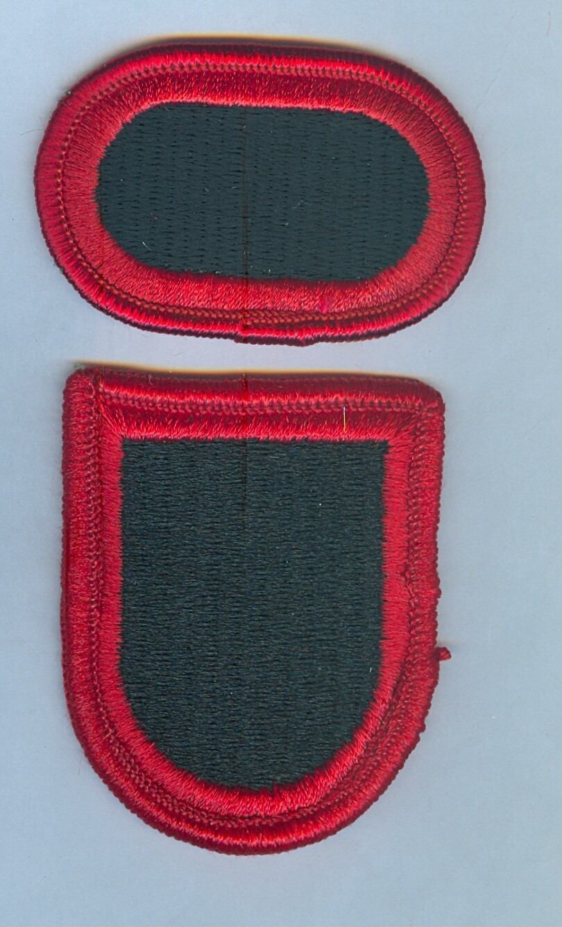 Army Beret Flash & Background Oval (F&O) Set - SPECIAL OPERATIONS COMMAND .... X