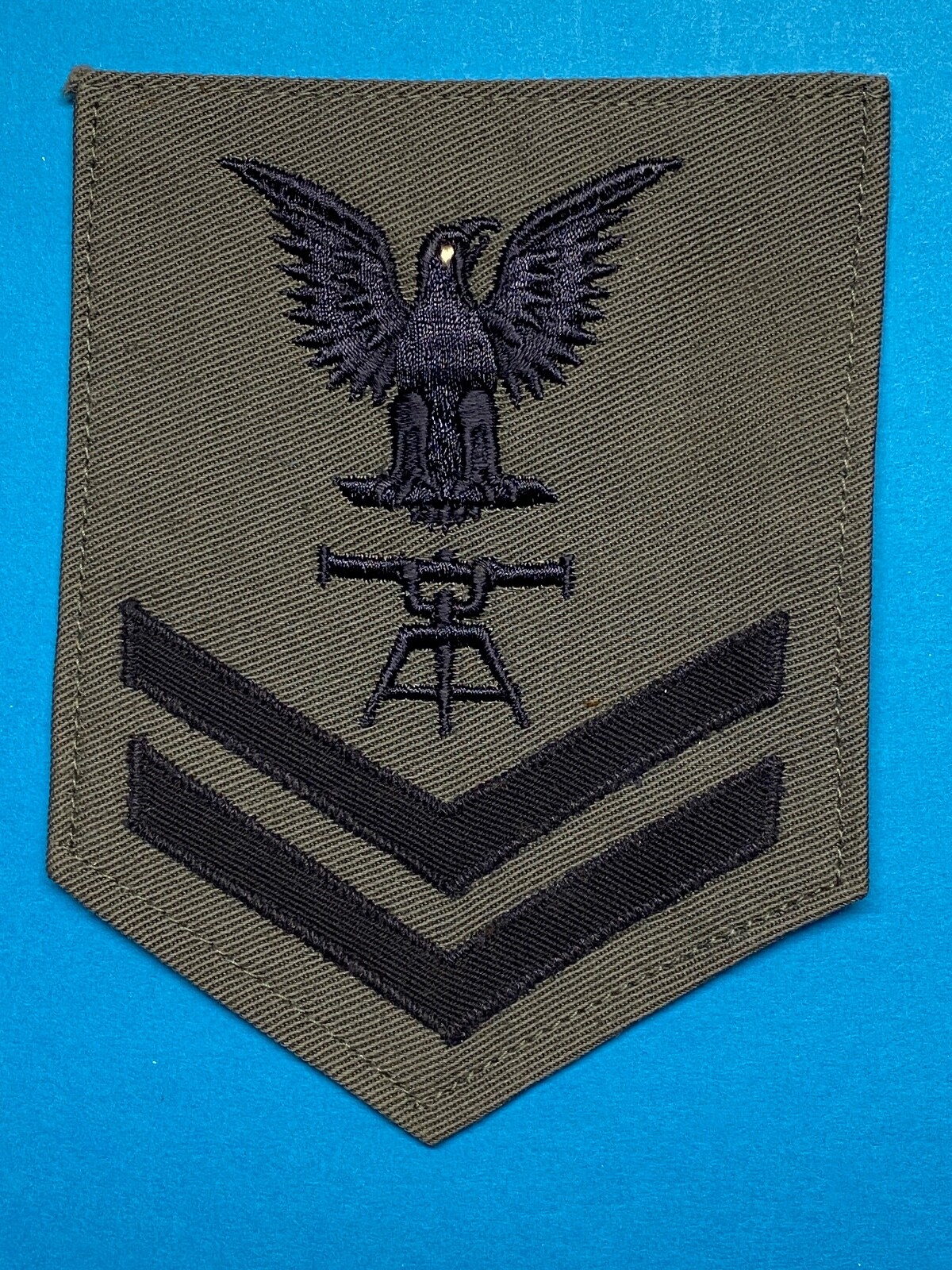 WWII, U.S.N. FIRE CONTROLMAN , 2nd CLASS, RATE, ON GREY, DATED 1944, VINTAGE
