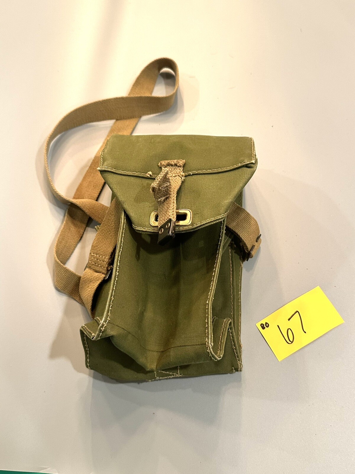 Ww2 Era British UK mask Pouch and belt/BO67