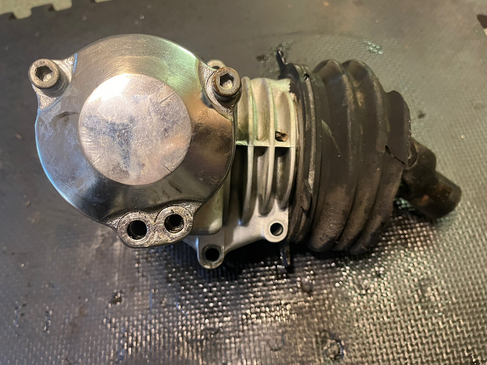 1980 1981 Yamaha Xs 850 Gear Box Drive Train Xs 850