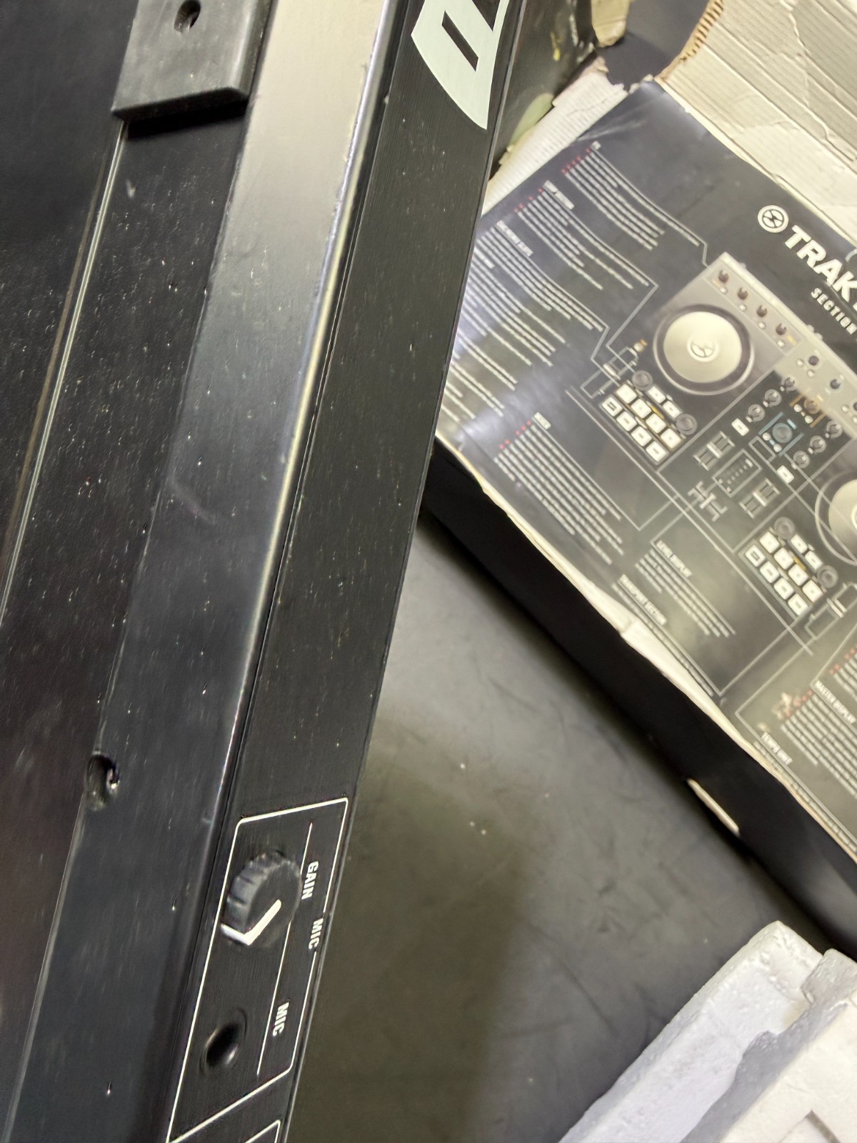 TRAKTOR KONTROL S2