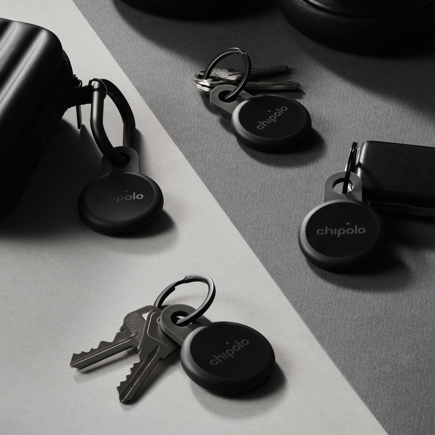 Chipolo® LOOP Rechargeable Device Tracking Tag (4 Pack; Charcoal)