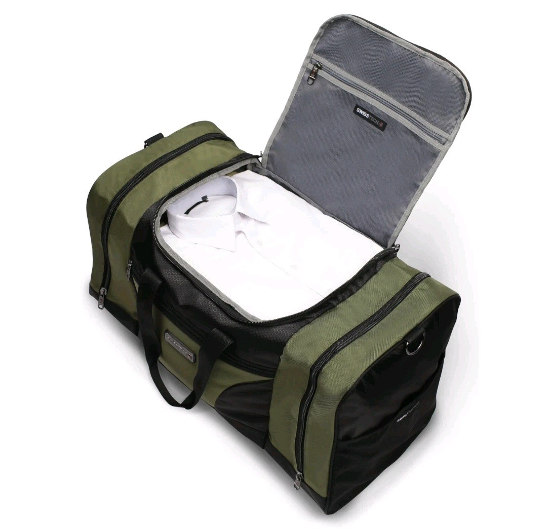 SwissTech Large 30L Green/Black Zip Polyester Duffel Bag 3 Pockets, Strap