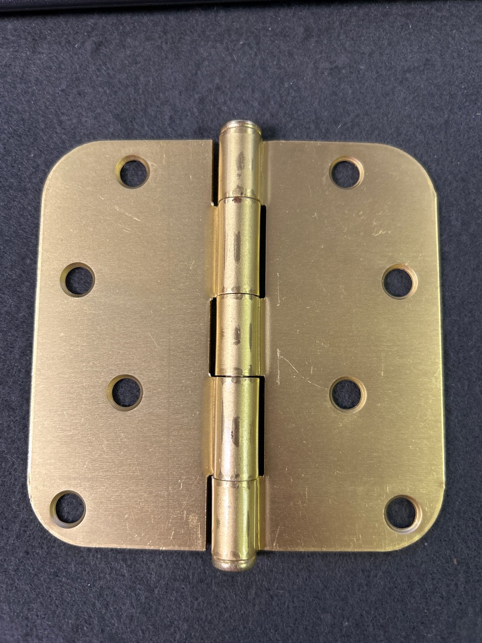 (Case Lot 40pcs) 4" Round Corner 5/8" Radius Hinge Satin Brass