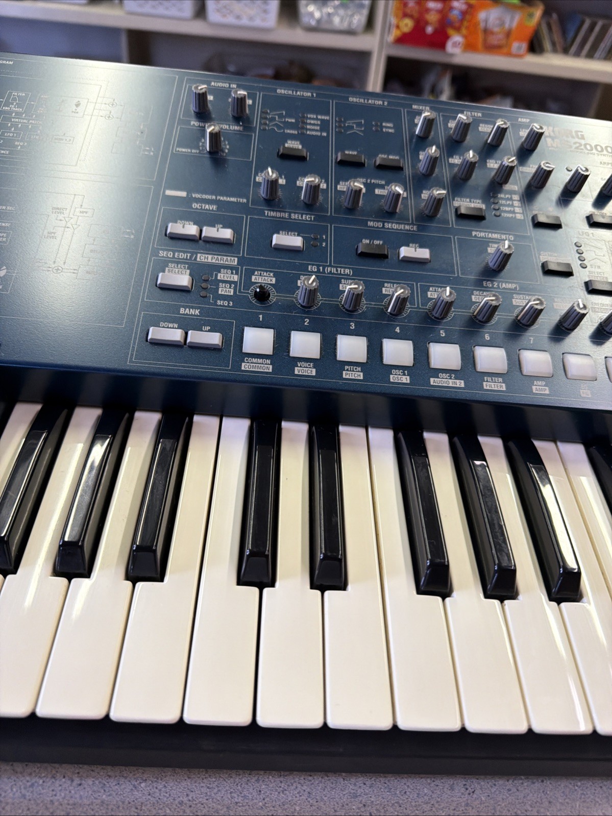 KORG MS2000 Virtual Analog Modeling Synthesizer Keyboard w/ power supply