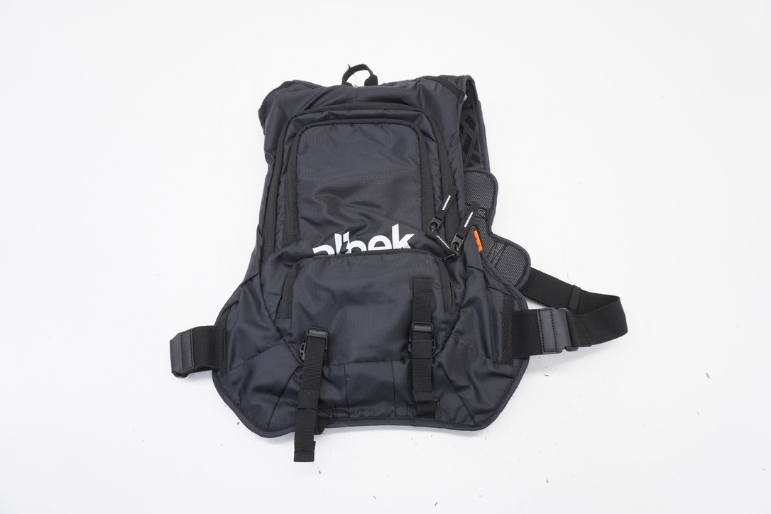Albek H20-Haul Eight Hydration Pack AB13001020 Black M67
