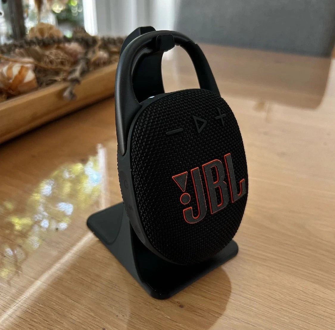 Universal Small Portable Lightweight Speaker Stand (JBL Clip 4/5 Compatible)