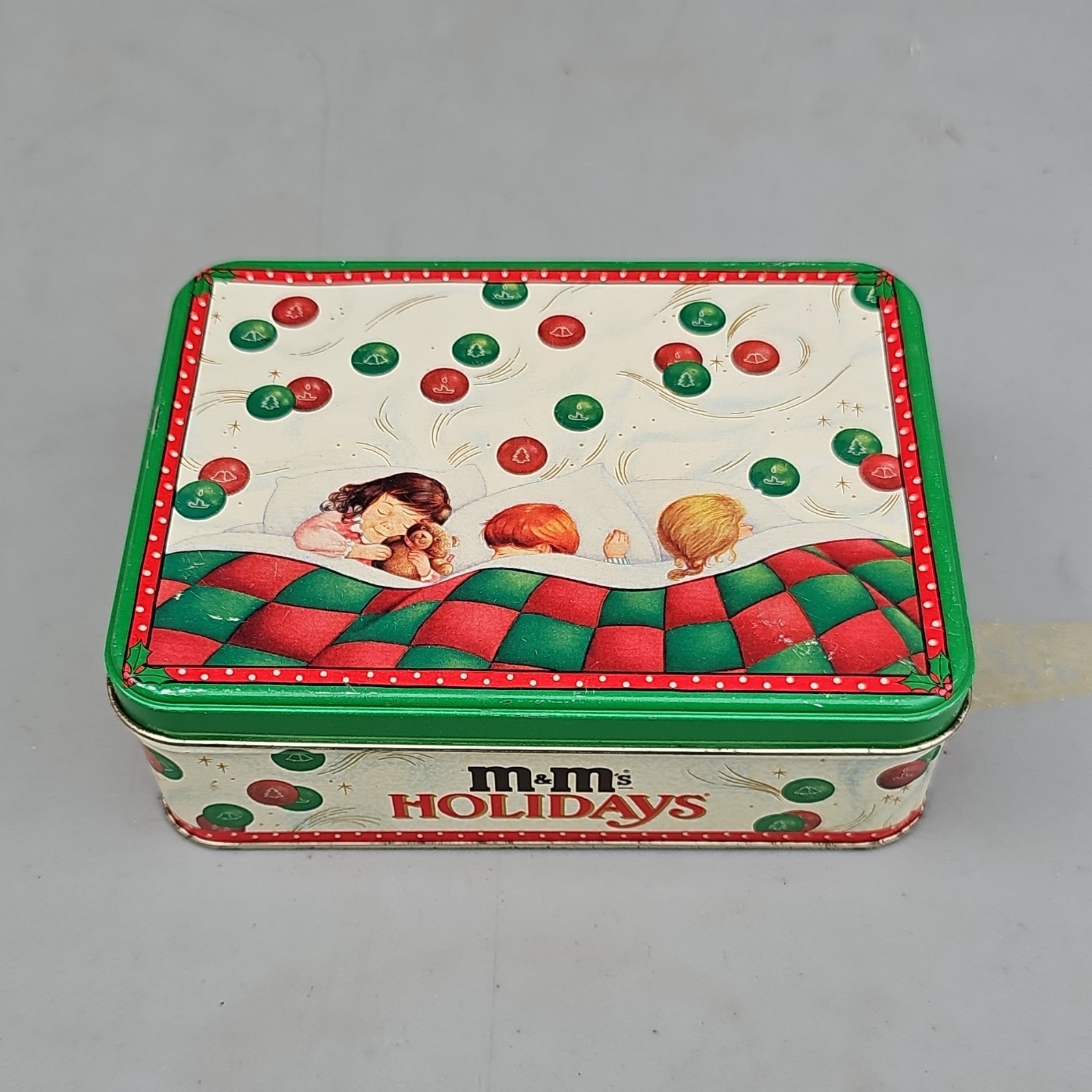 M&M's Holidays Advertising Tin Green Red Cream Candy & Nuts Collectible