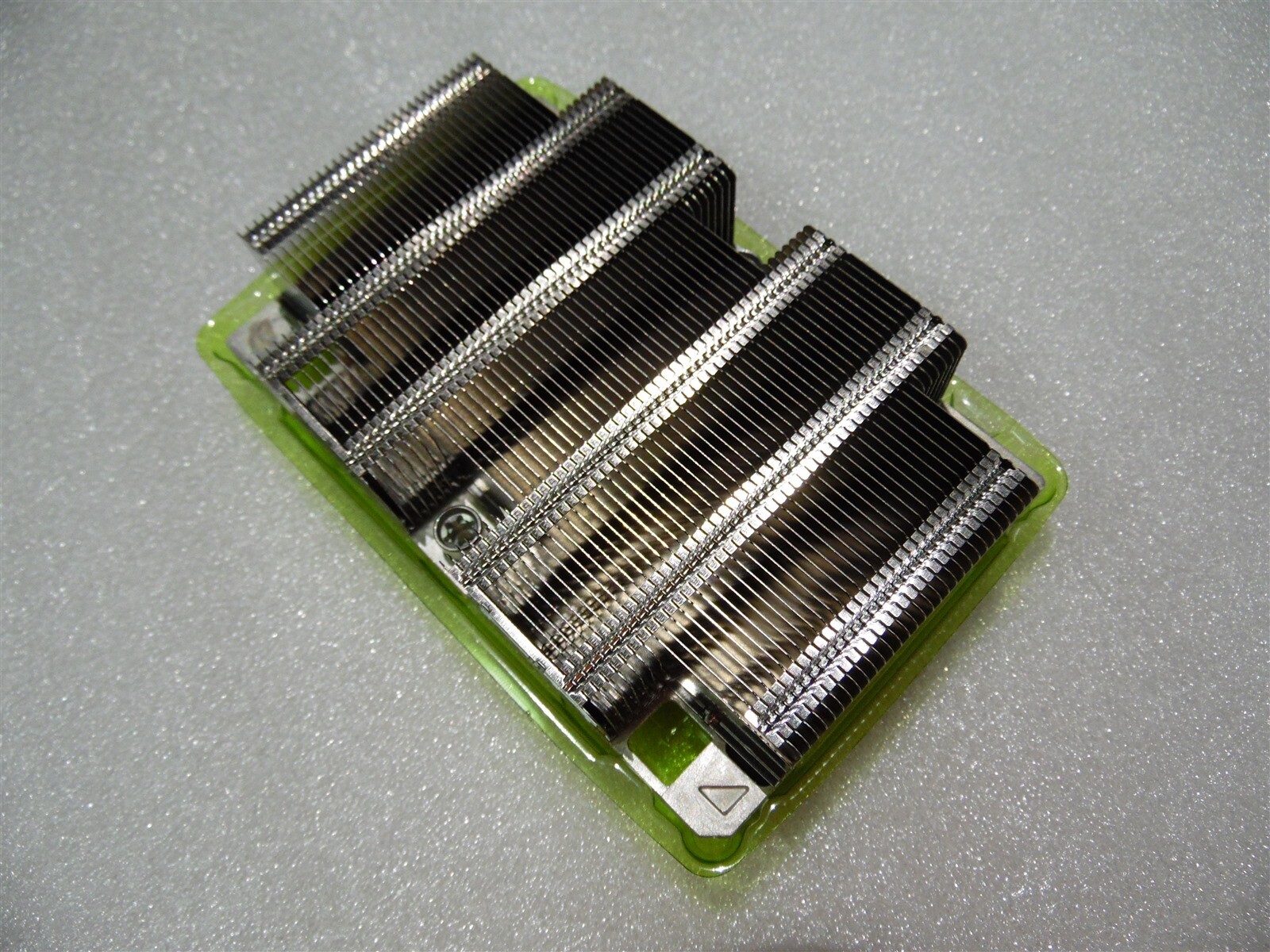 DELL EMC POWEREDGE R640 SERVER CPU PROCESSOR HEATSINK C6R9H