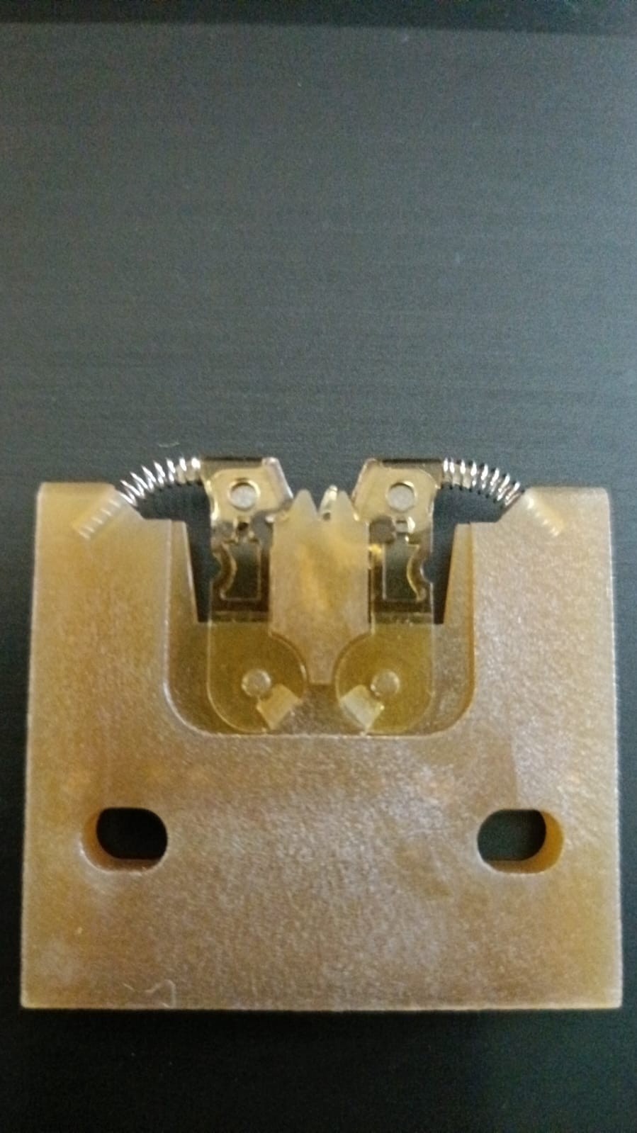 Universal Instruments Carrier Clip Assy 52570301