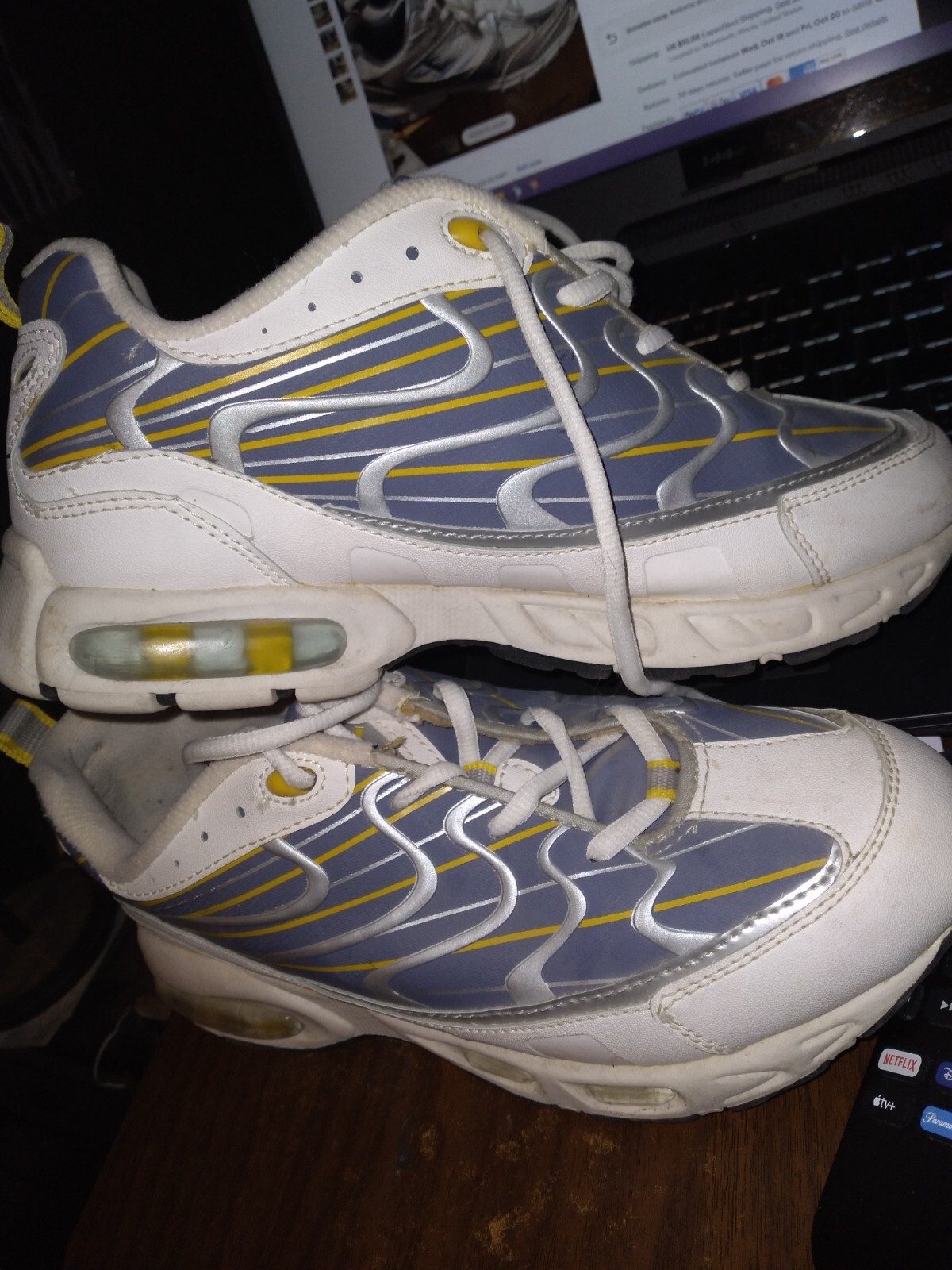 Everlast Solar Flare Low 8.5 woman Boxing Cushion Shoe Air Heel Silver Gold⭐Sale