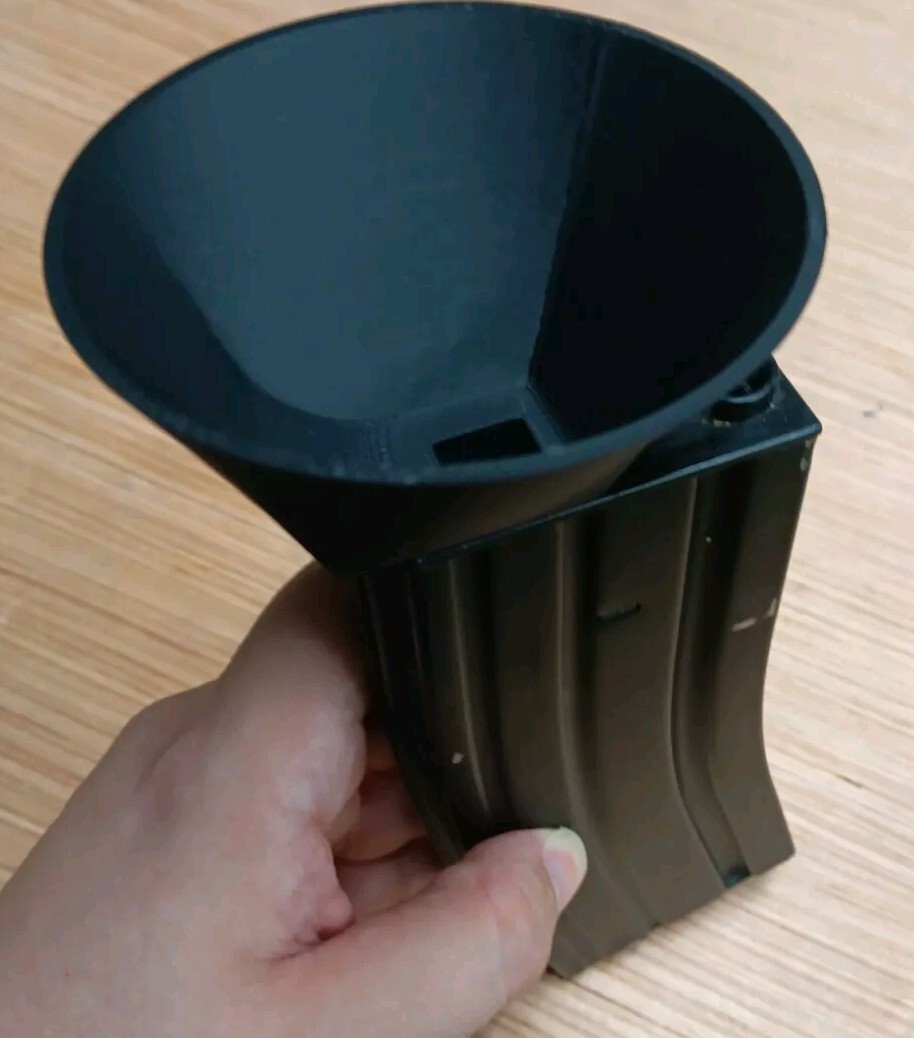 Airsoft M4 Magazine Loading Funnel High Cap Magazine