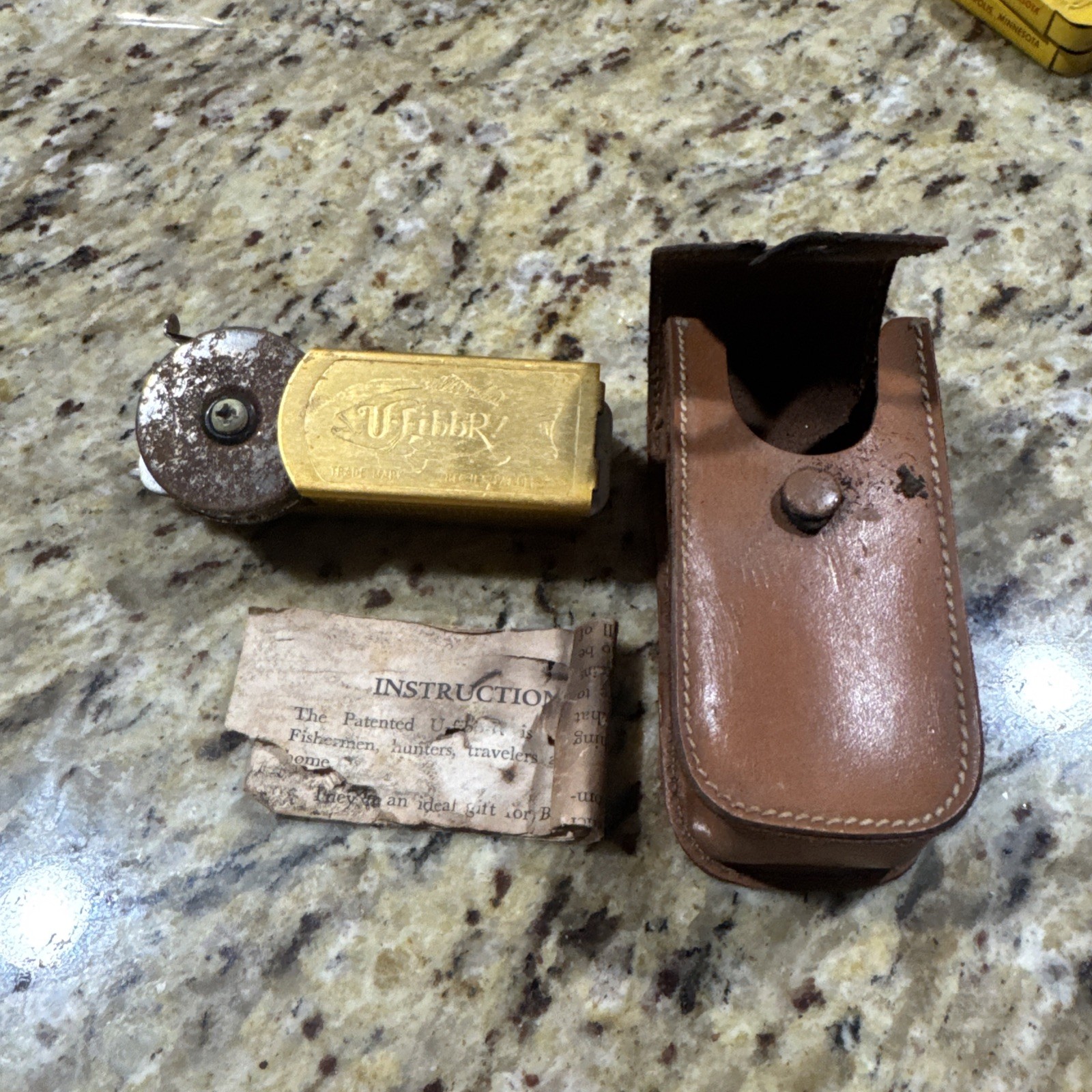 Rare Vintage Uf-FbbbR Fishing Tool – Line Dispenser / Pocket Tackle Gadget Cpix