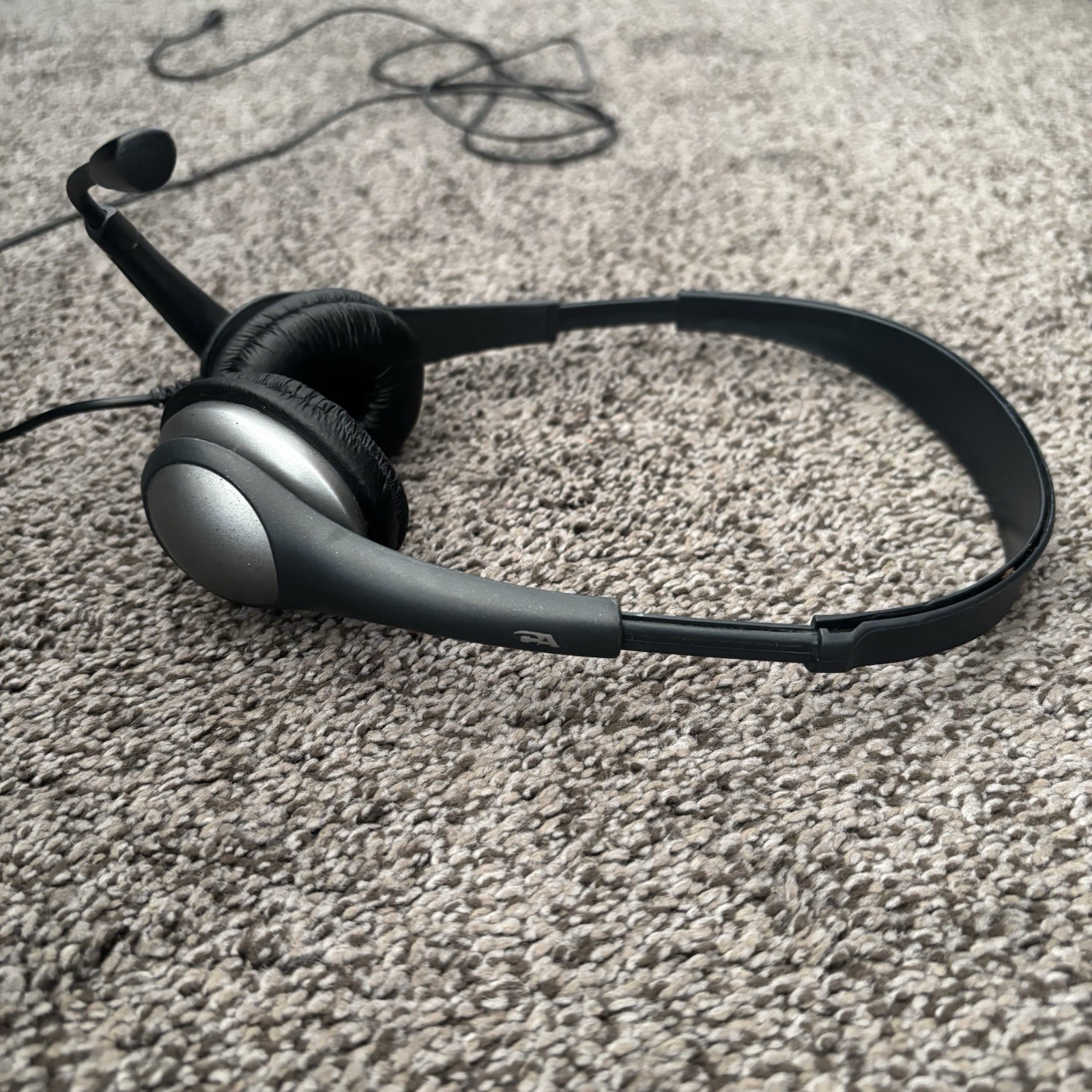 Cyber Acoustics Stereo Gaming Headset Wired Adjustable Over Ear Microphone